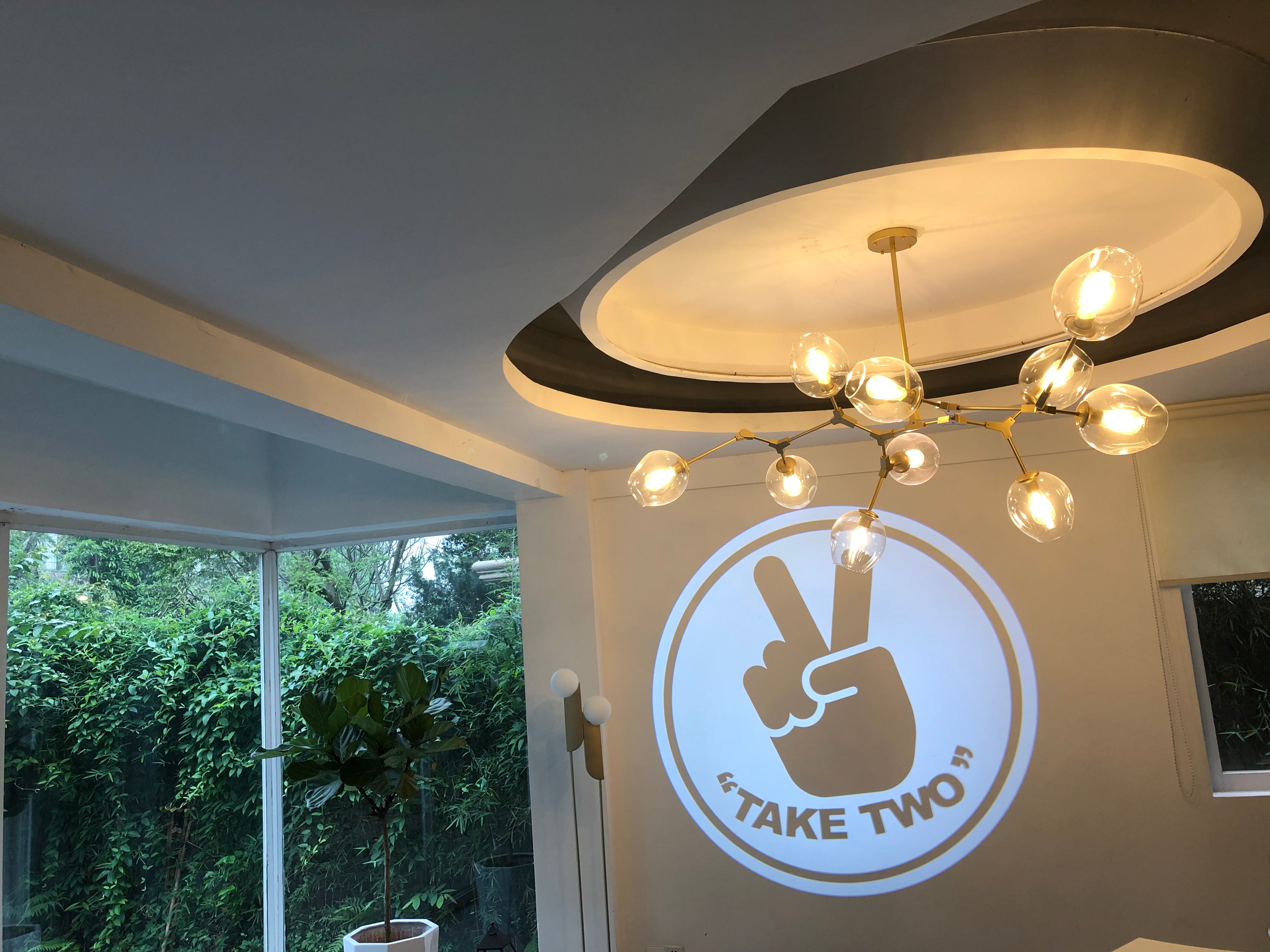 What are the advantages of a gobo projector?